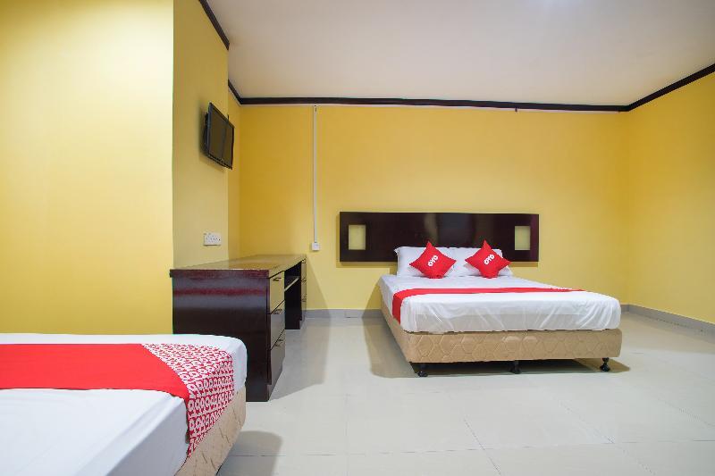 Super Oyo 1219 Hotel Bbk Κλάνγκ Εξωτερικό φωτογραφία